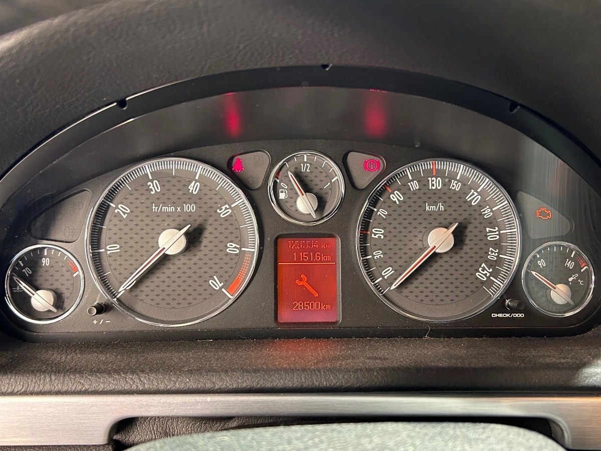 Peugeot 407 - photo 12