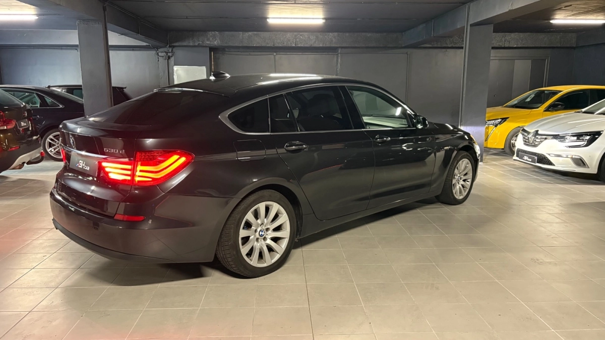 Bmw Serie 5 - photo 2