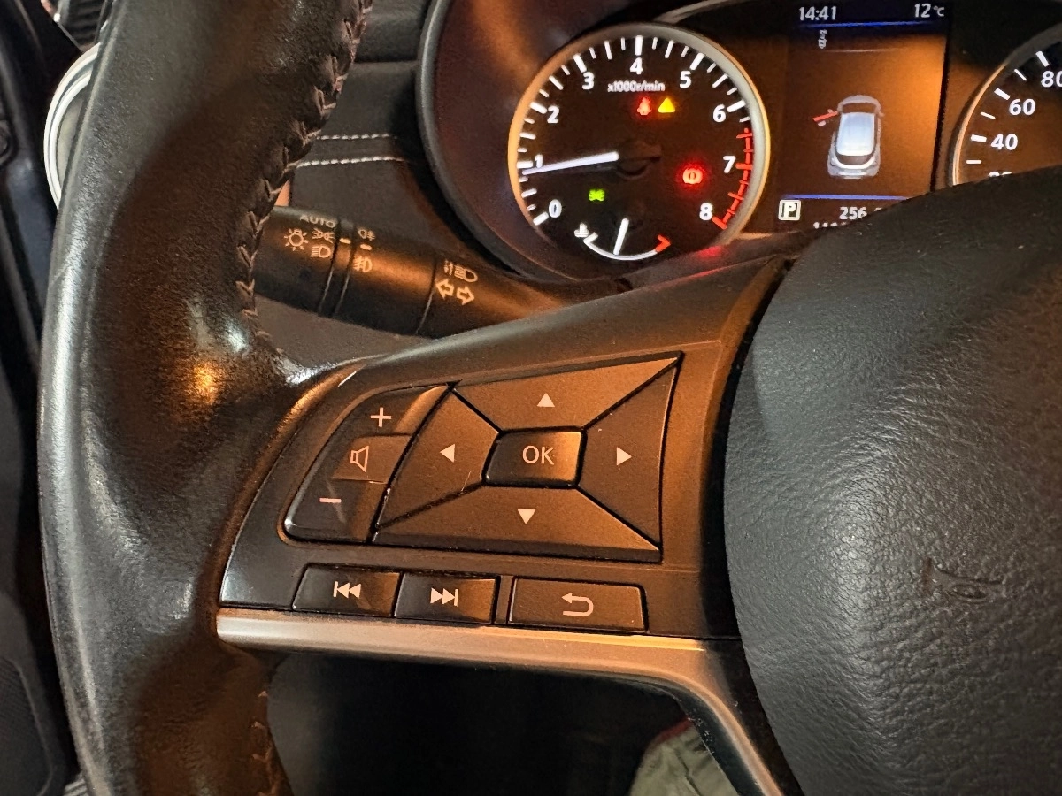 Nissan Micra - photo 13