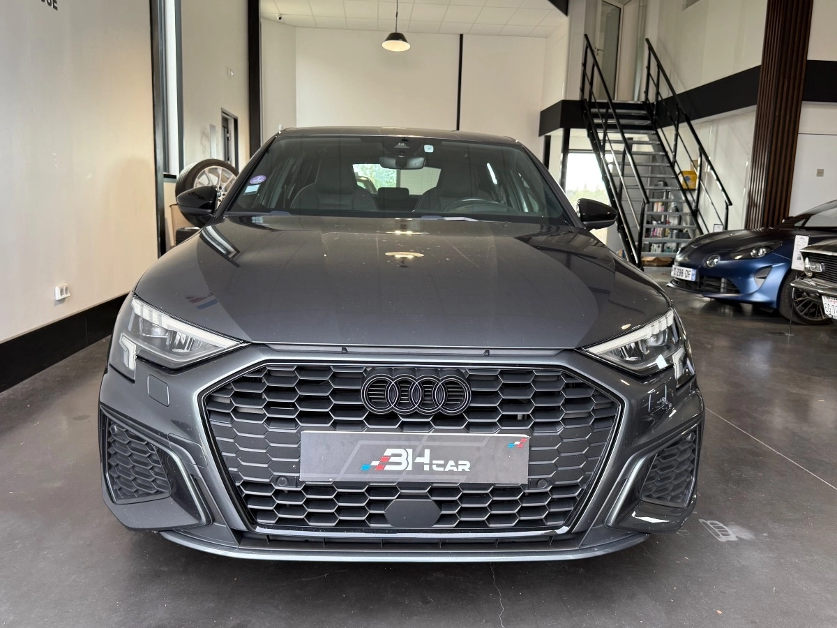 Audi A3 - photo 2