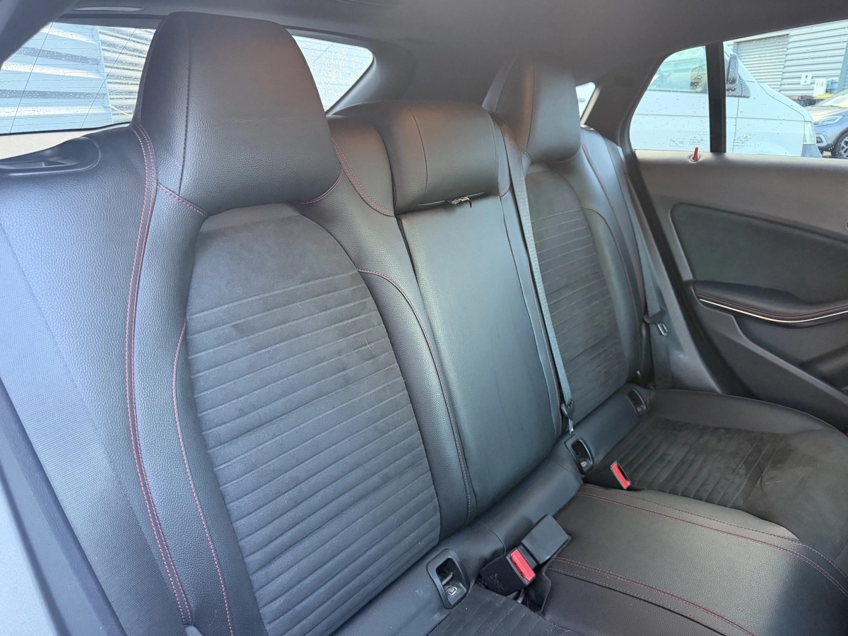 Mercedes Classe Cla - photo 12
