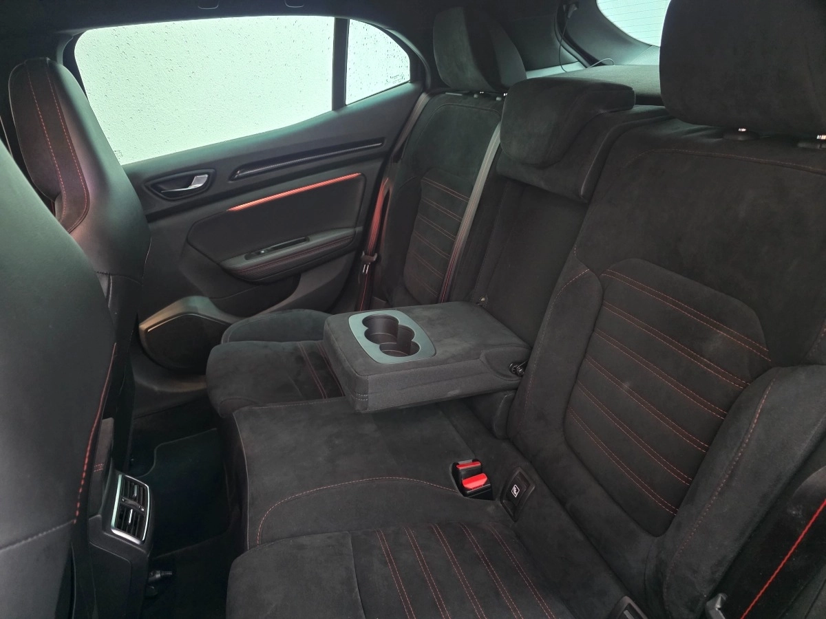 Renault Megane - photo 18