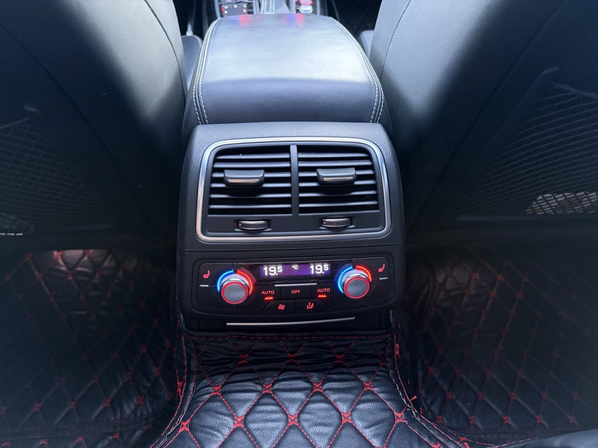 Audi Rs6 - photo 29