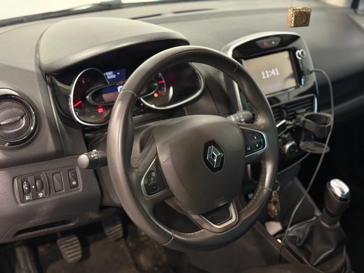 Renault Clio - photo 14