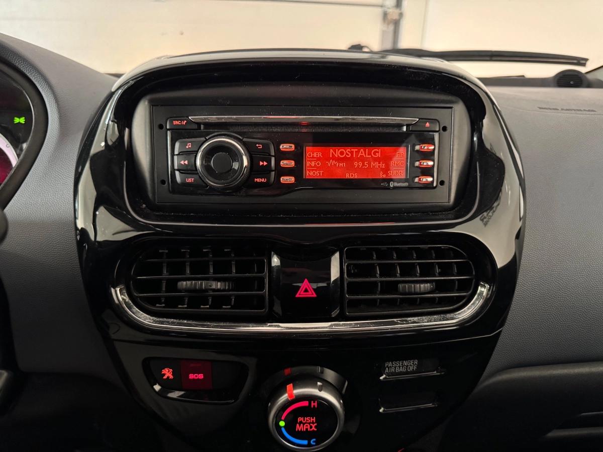 Aperçu indisponible de Peugeot iOn