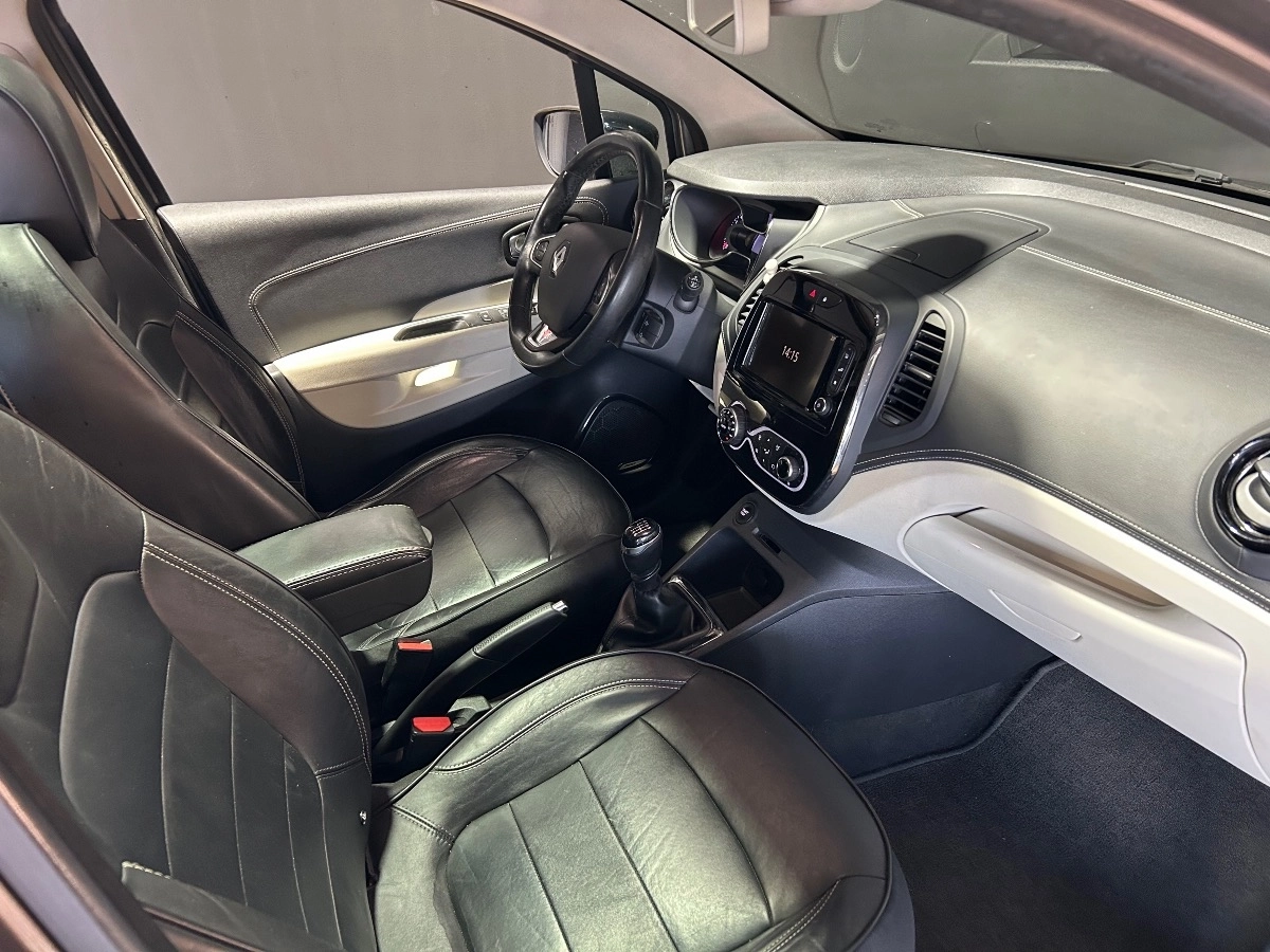 Renault Captur - photo 10