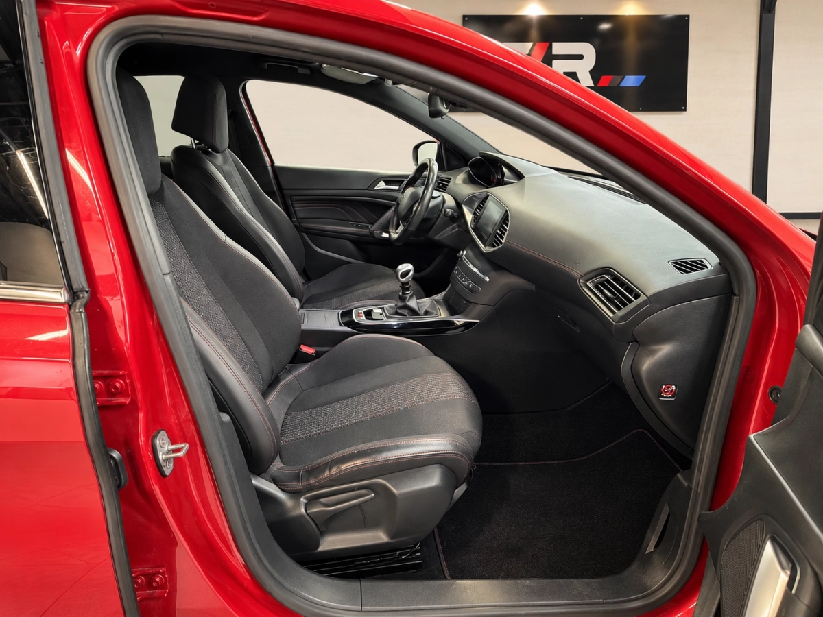 Peugeot 308 - photo 21