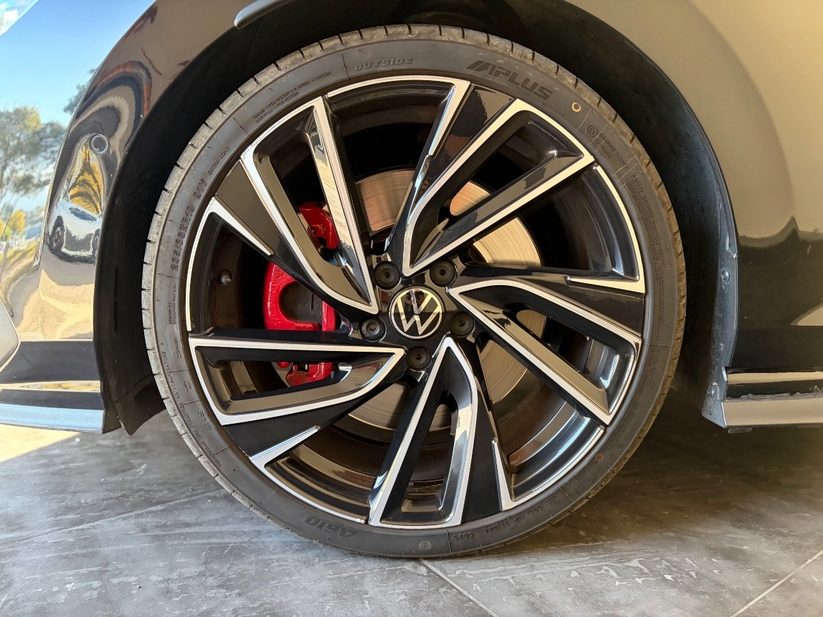 Volkswagen Golf - photo 28
