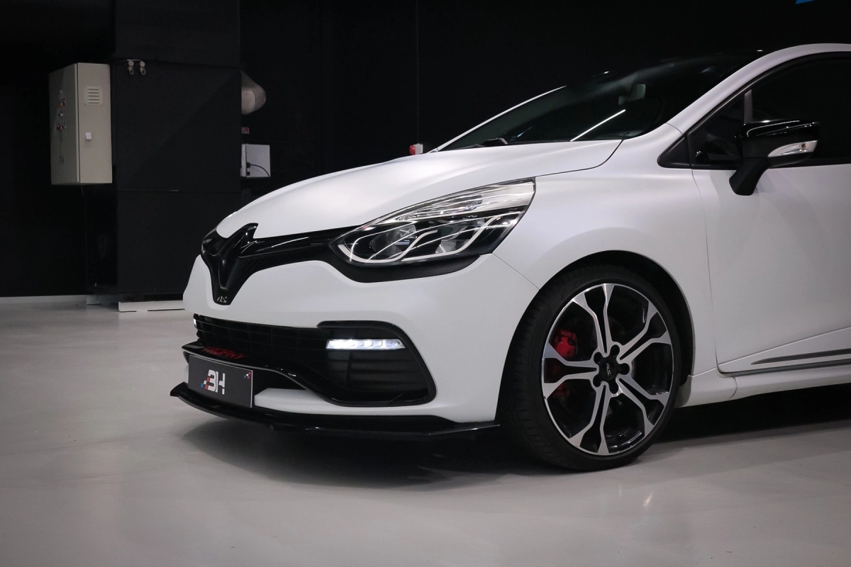 Renault Clio - photo 3