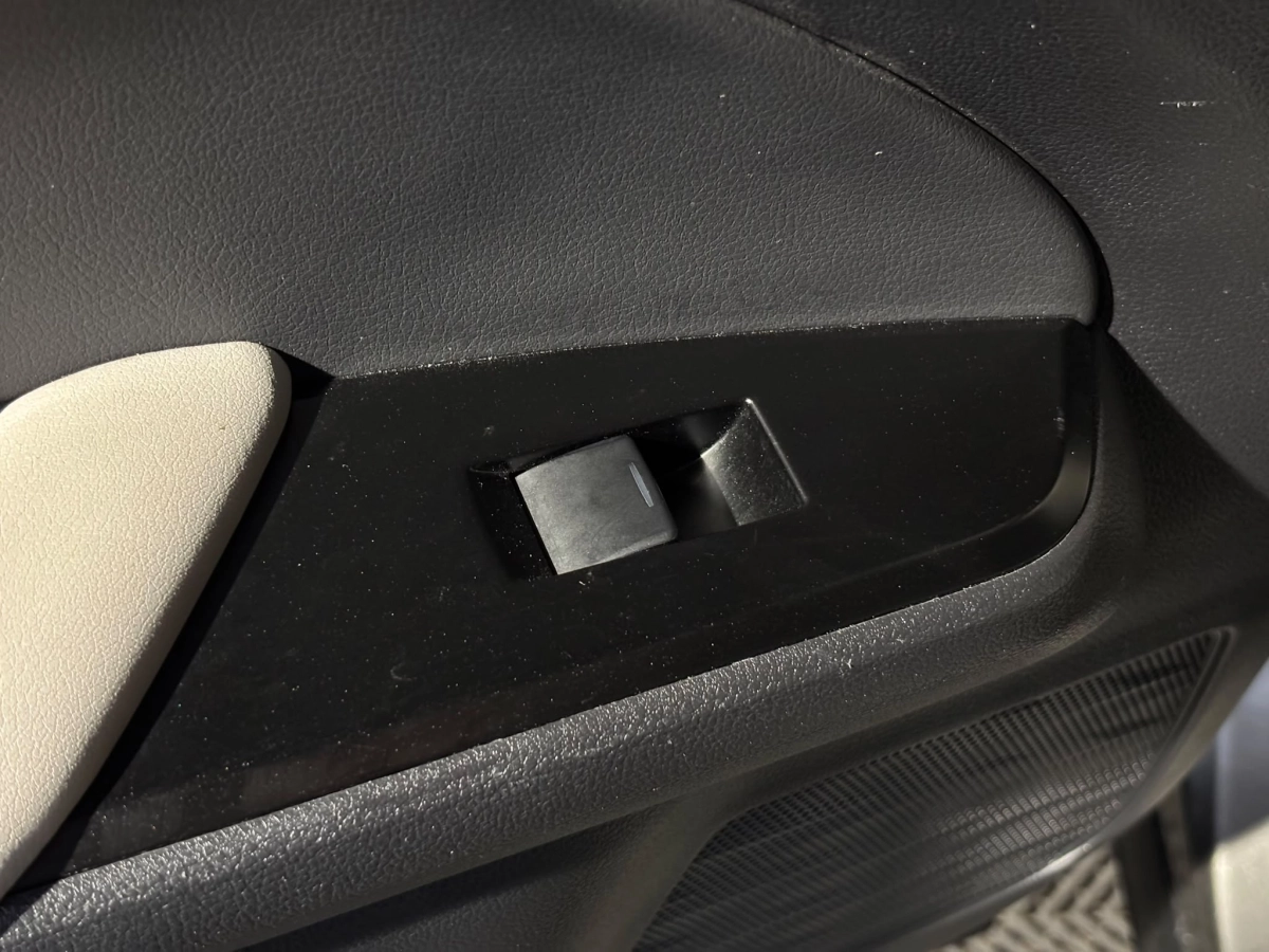 Lexus Ux - photo 27