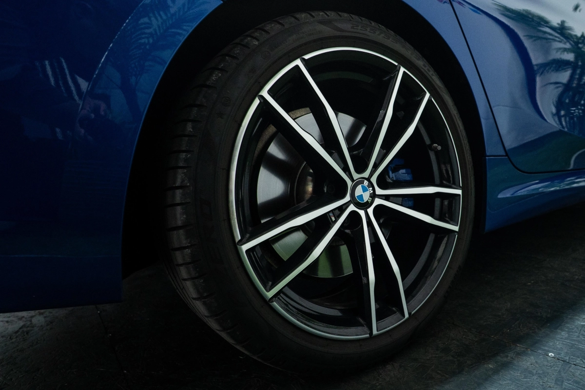Bmw Serie 3 - photo 9