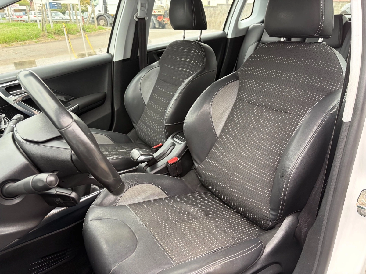 Peugeot 2008 - photo 9