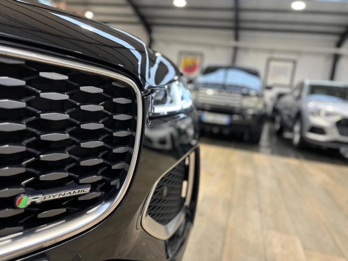 JAGUAR F-PACE P400E  PHEV R-DYNAMIC AWD BVA