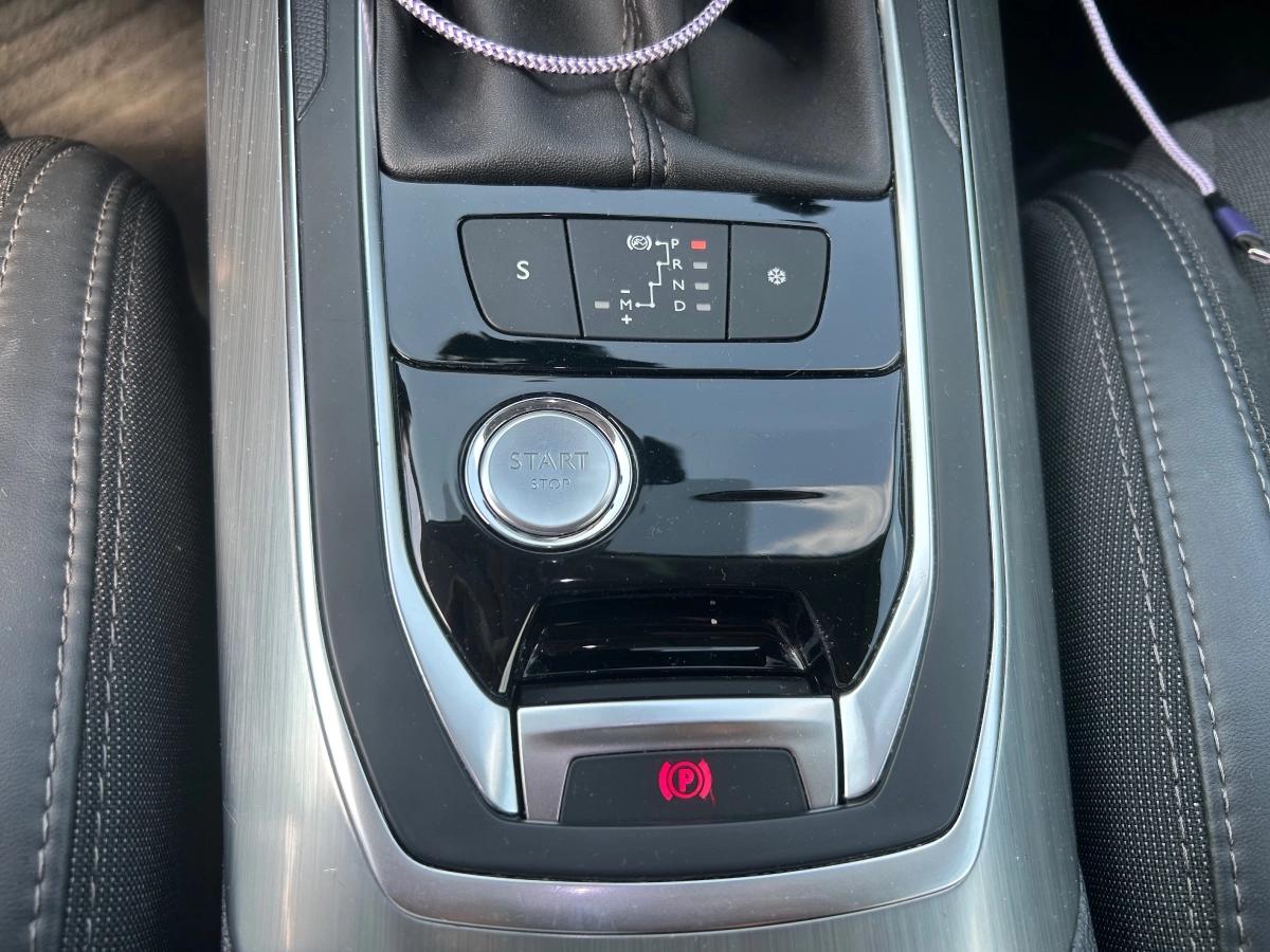 Peugeot 308 GENERATION-II 1.6 BLUEHDI 120 ALLURE