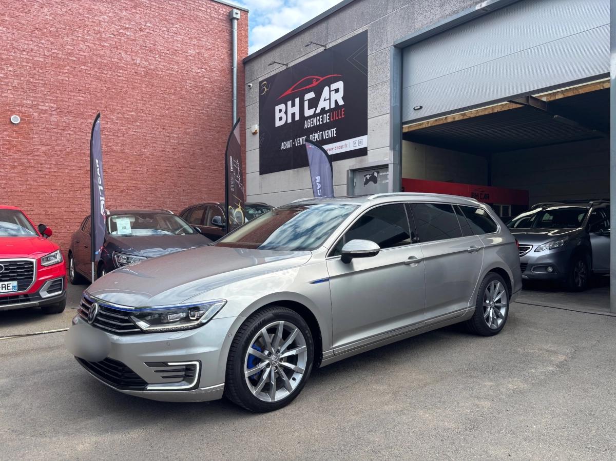 Image: Volkswagen Passat BREAK 1.4 TSI GTE 218H 155 PHEV DSG BVA