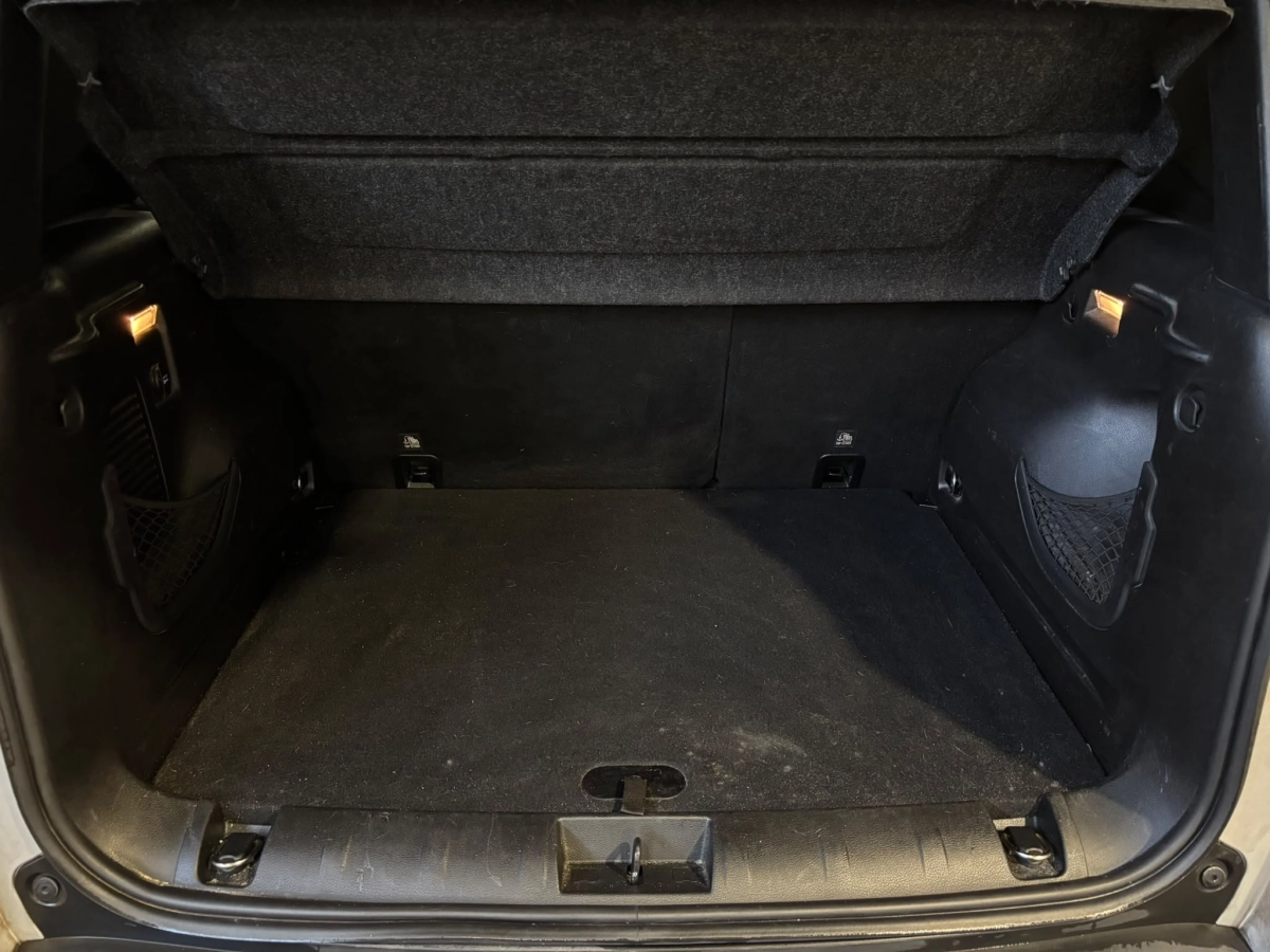 Jeep Renegade - photo 28