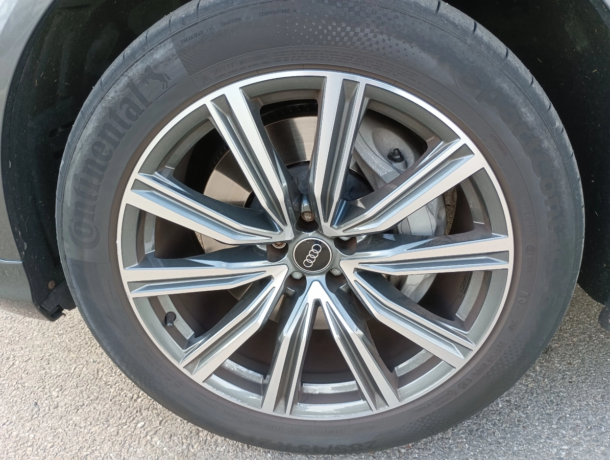 Audi Q8 - photo 11