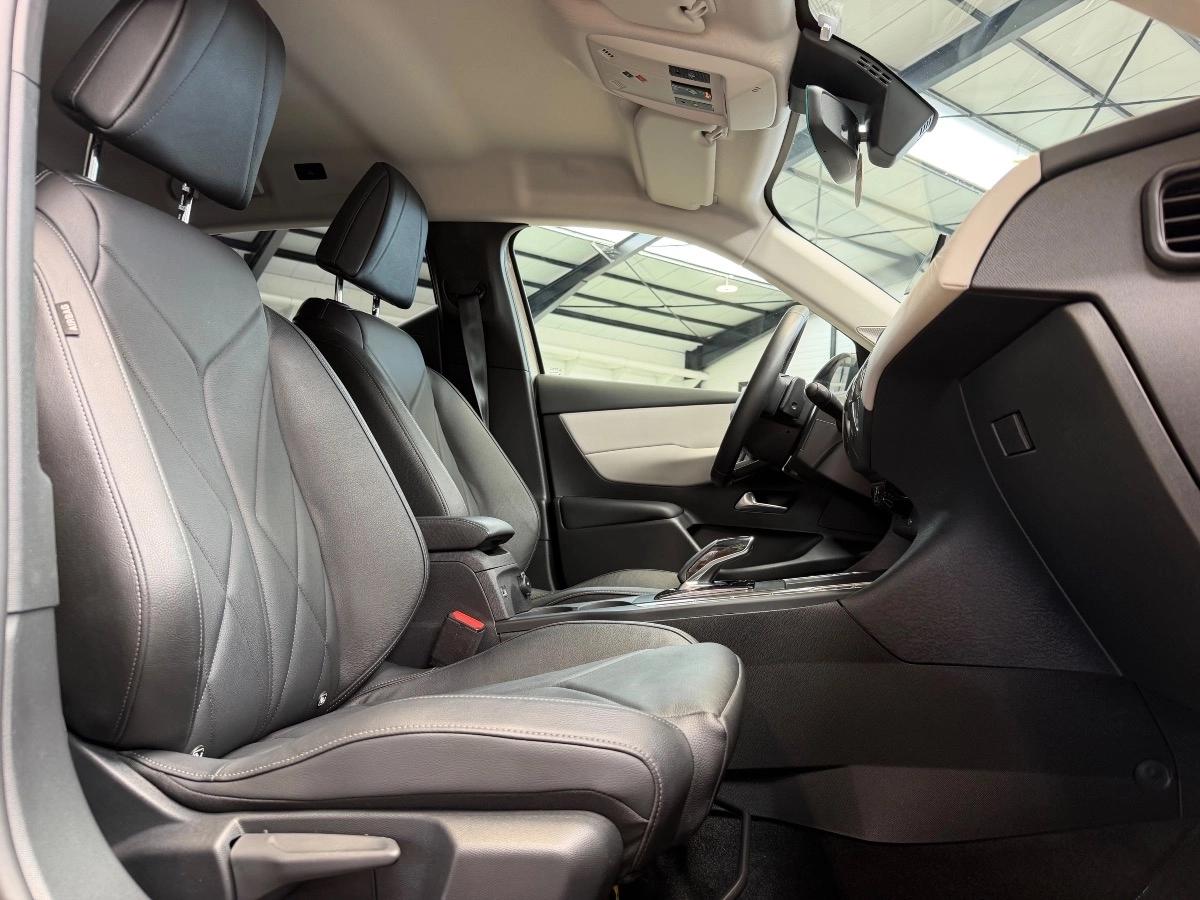 Ds Automobiles Ds 3 ESPRIT DE VOYAGE 136 CV RIVOLI / 1° MAIN / 360°