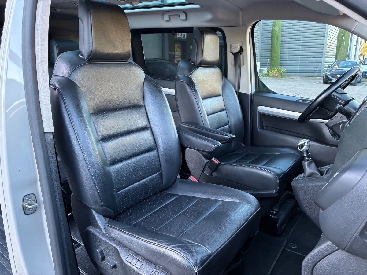 Peugeot Traveller - photo 21