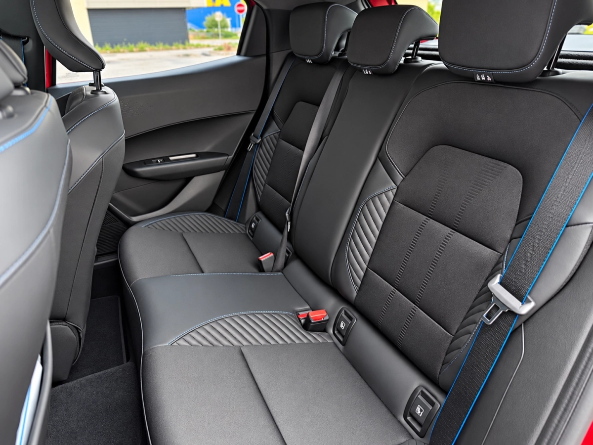 Renault Clio - photo 8