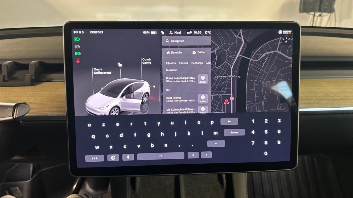 Tesla MODEL Y