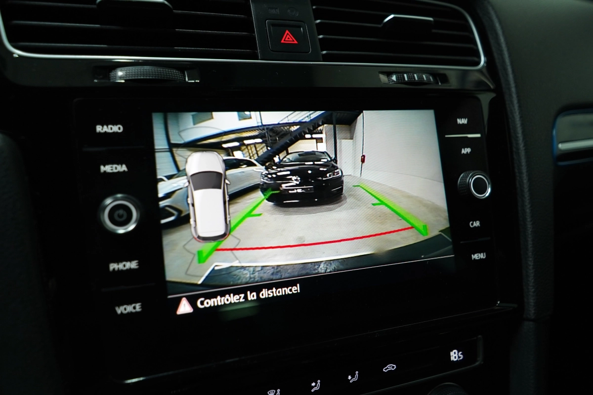 Volkswagen Golf - photo 24