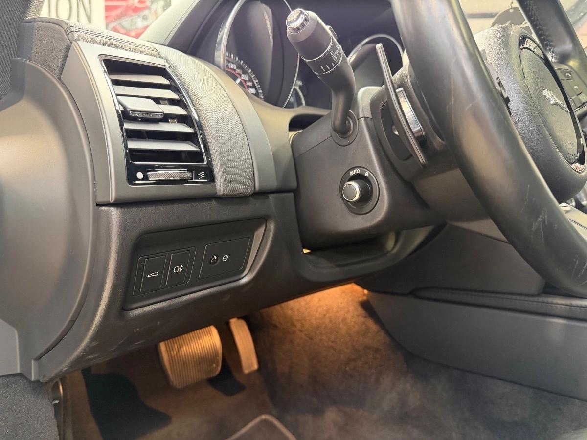 Jaguar F-type COUPE 3.0 340 BVA