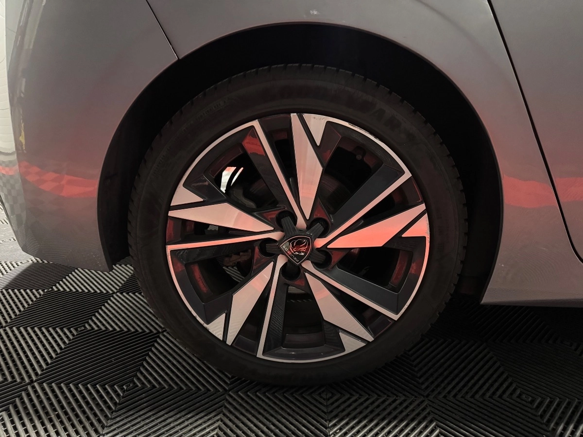 Peugeot 308 - photo 23