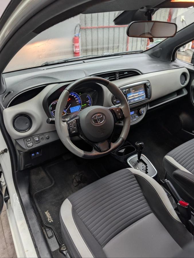 Toyota Yaris 1.5 VVTI 100H 75 HYBRID FULL-HYBRID COLLECTION BVA