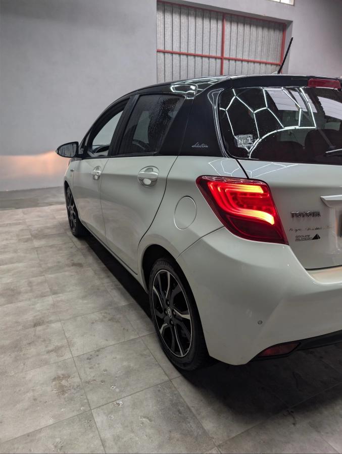 Toyota Yaris 1.5 VVTI 100H 75 HYBRID FULL-HYBRID COLLECTION BVA
