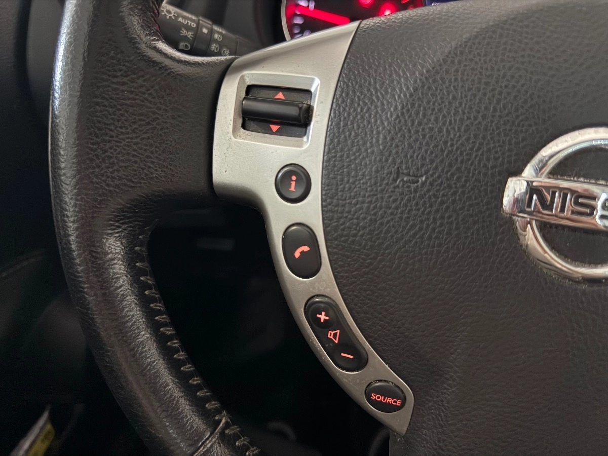 Nissan Qashqai - photo 12
