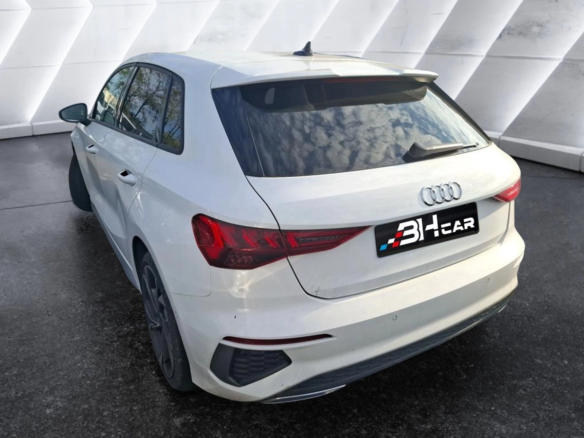 Audi A3 - photo 4