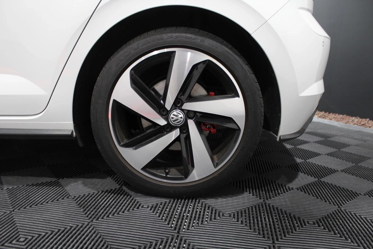 Volkswagen Polo 2.0 TSI 200 GTI DSG BVA