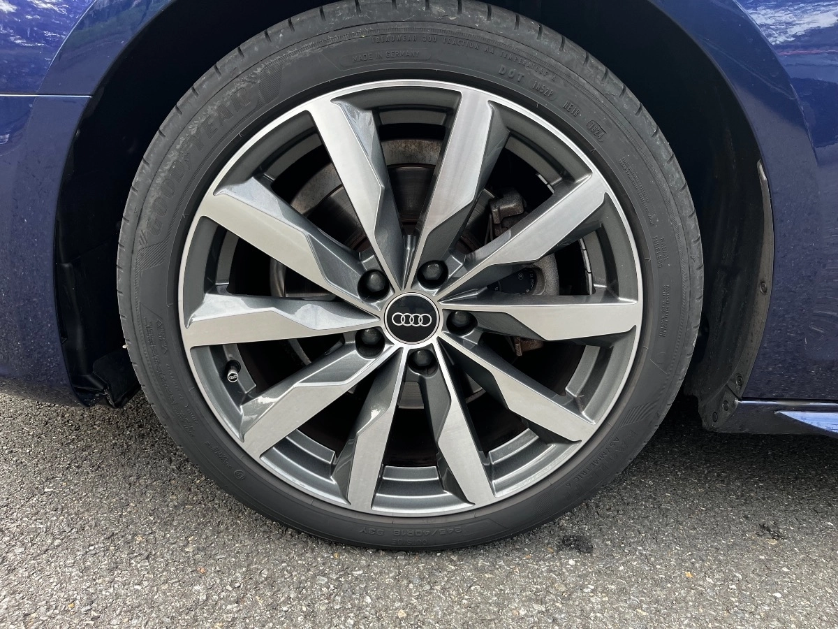 Audi A4 - photo 23