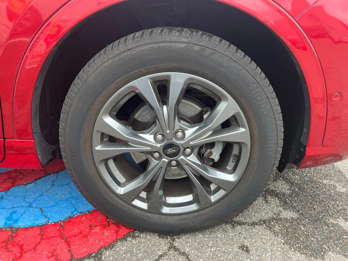 Ford Kuga 2.5 DURATEC 225H 150 HYBRID PHEV 14.4KWH ST-LINE X 4X4 POWER-SPLIT E-CVT BVA