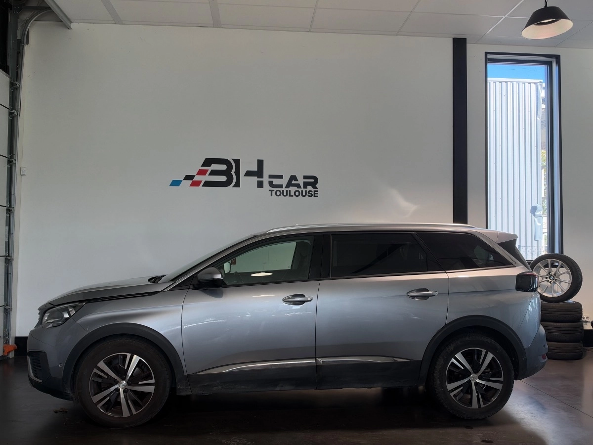 Peugeot 5008 - photo 8