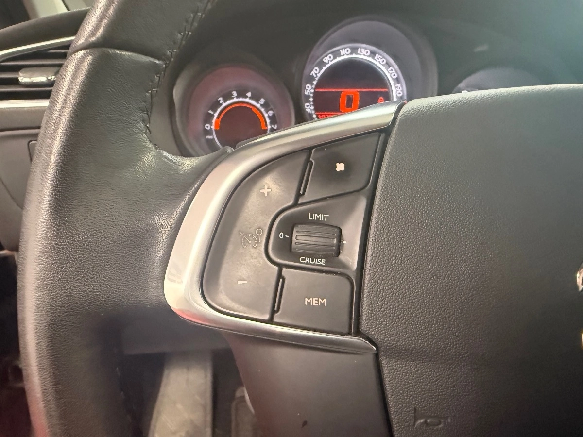 Citroen C4 - photo 15