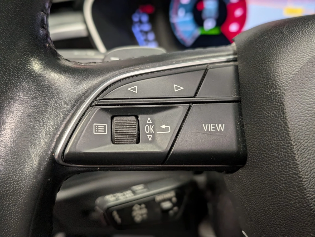 Audi Q3 - photo 13