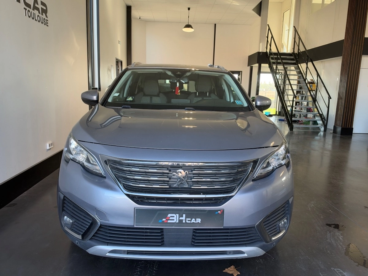 Peugeot 5008 - photo 2