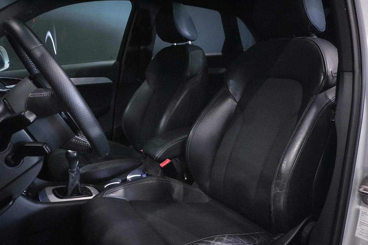 Audi Q3 - photo 12
