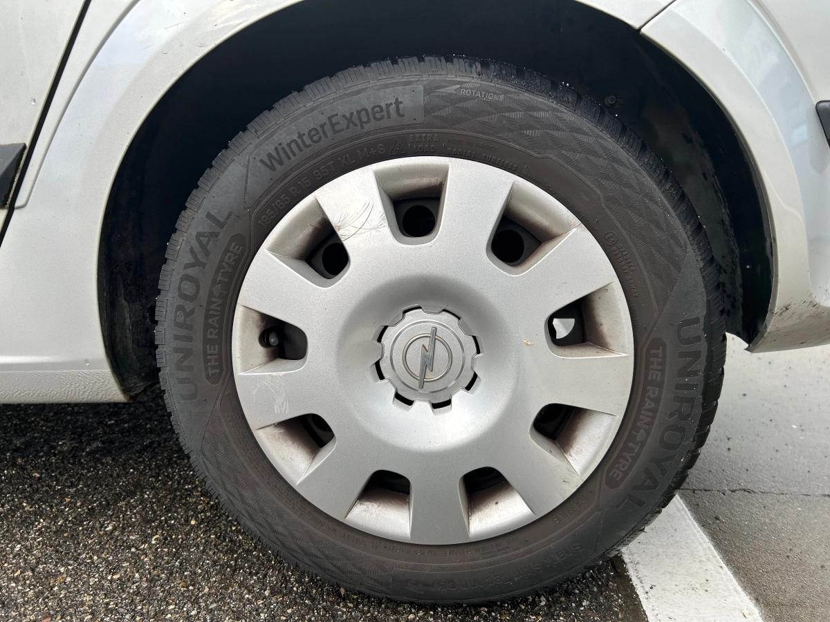 Opel Astra 1.6 TWINPORT 105 ELEGANCE