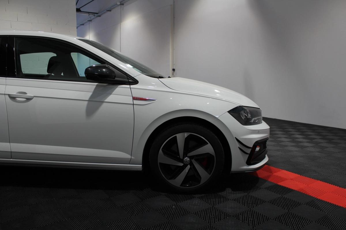 Volkswagen Polo 2.0 TSI 200 GTI DSG BVA