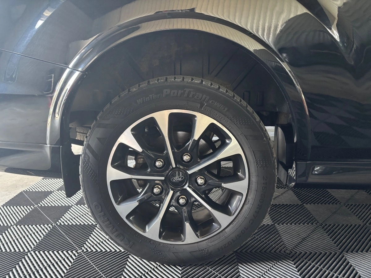 Ford Transit Custom Vu - photo 16