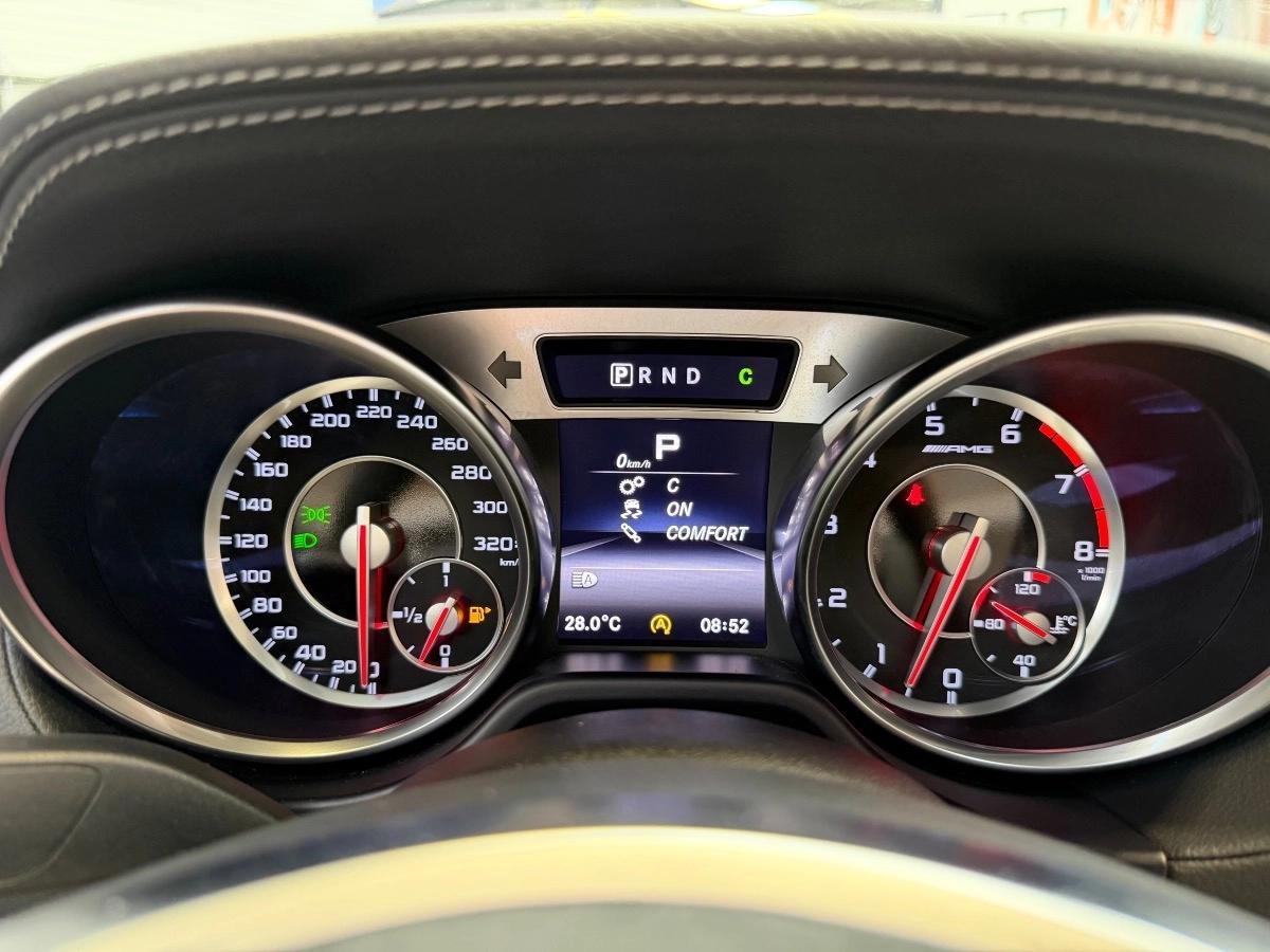 Mercedes Classe Sl SL IV 63 AMG 5.5 585 BVA7