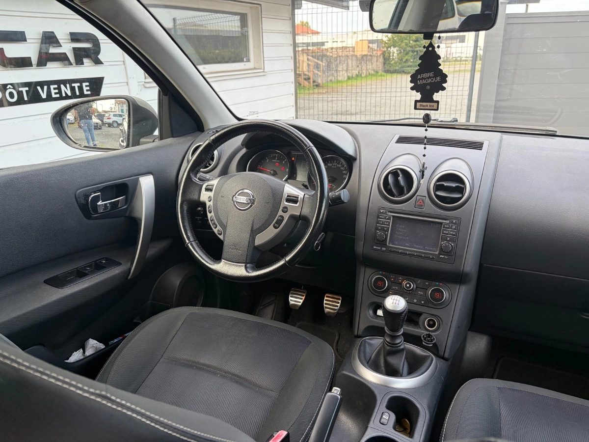Nissan Qashqai - photo 13