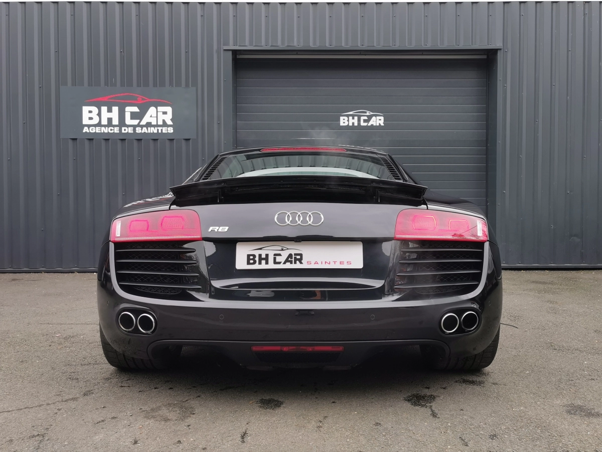 Audi R8 - photo 5