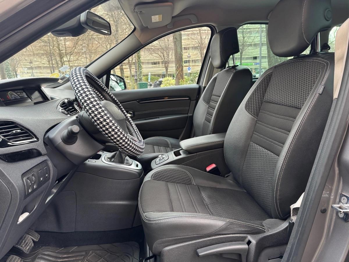 Renault Grand Scenic 1.6 DCI 130 ENERGY BOSE