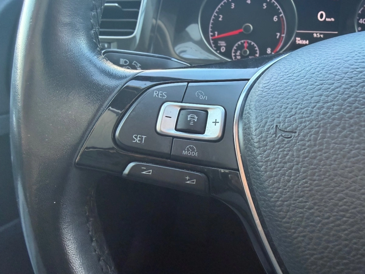 Volkswagen Golf - photo 29