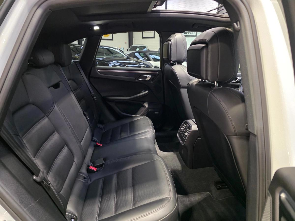 PORSCHE MACAN 2.0 245 TOIT PANO / CHRONO / BOSE