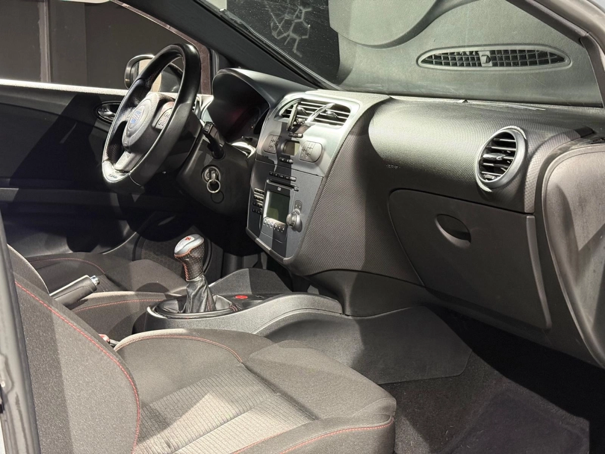 Seat Leon - photo 11
